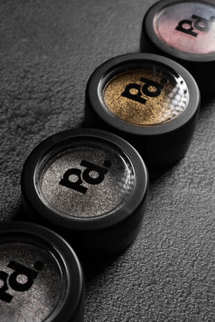 THE VAULT x Mani Pedi
